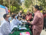 三月春风暖 义诊进社区